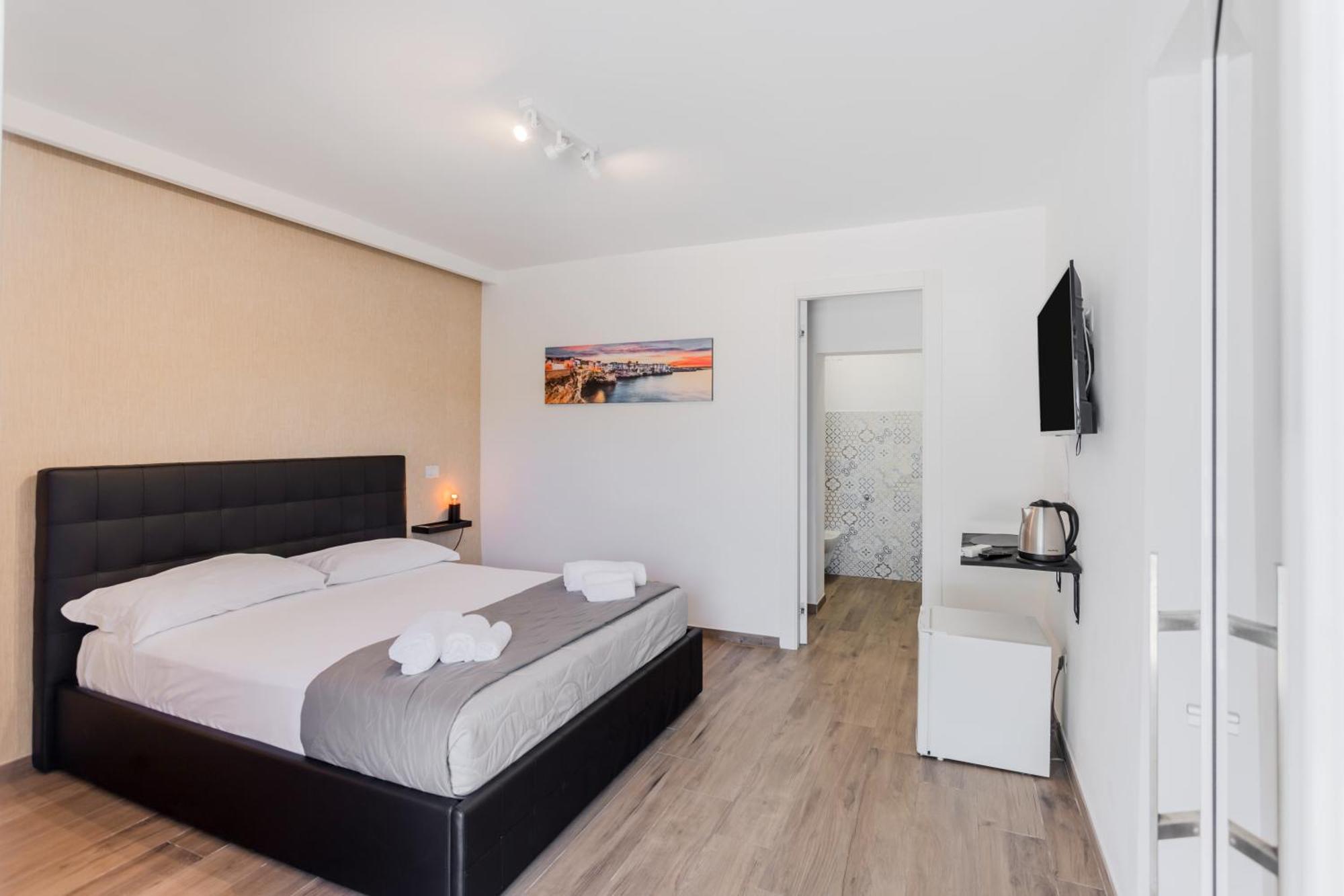 Pietramare Luxury Suites บารี ภายนอก รูปภาพ