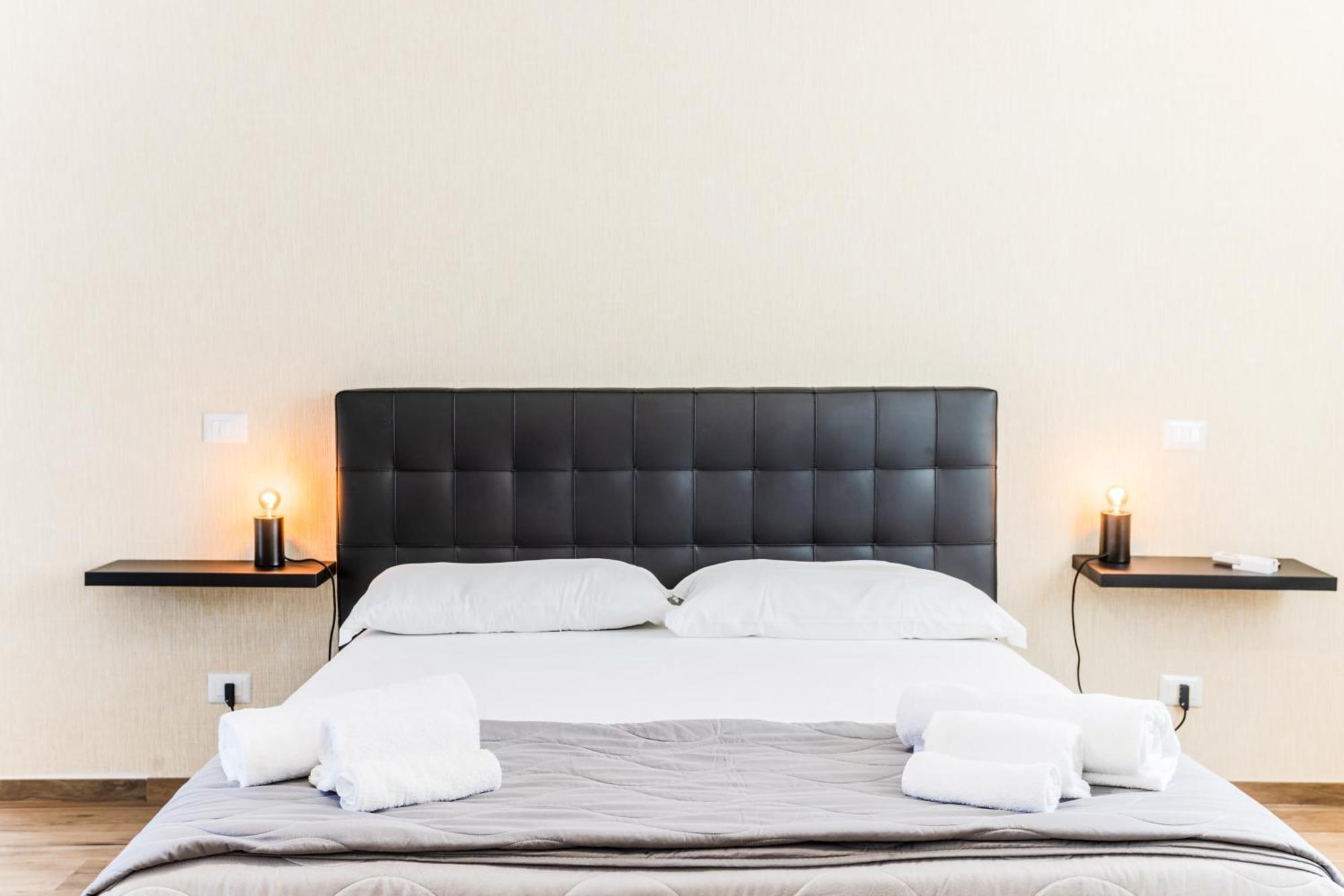 Pietramare Luxury Suites บารี ภายนอก รูปภาพ