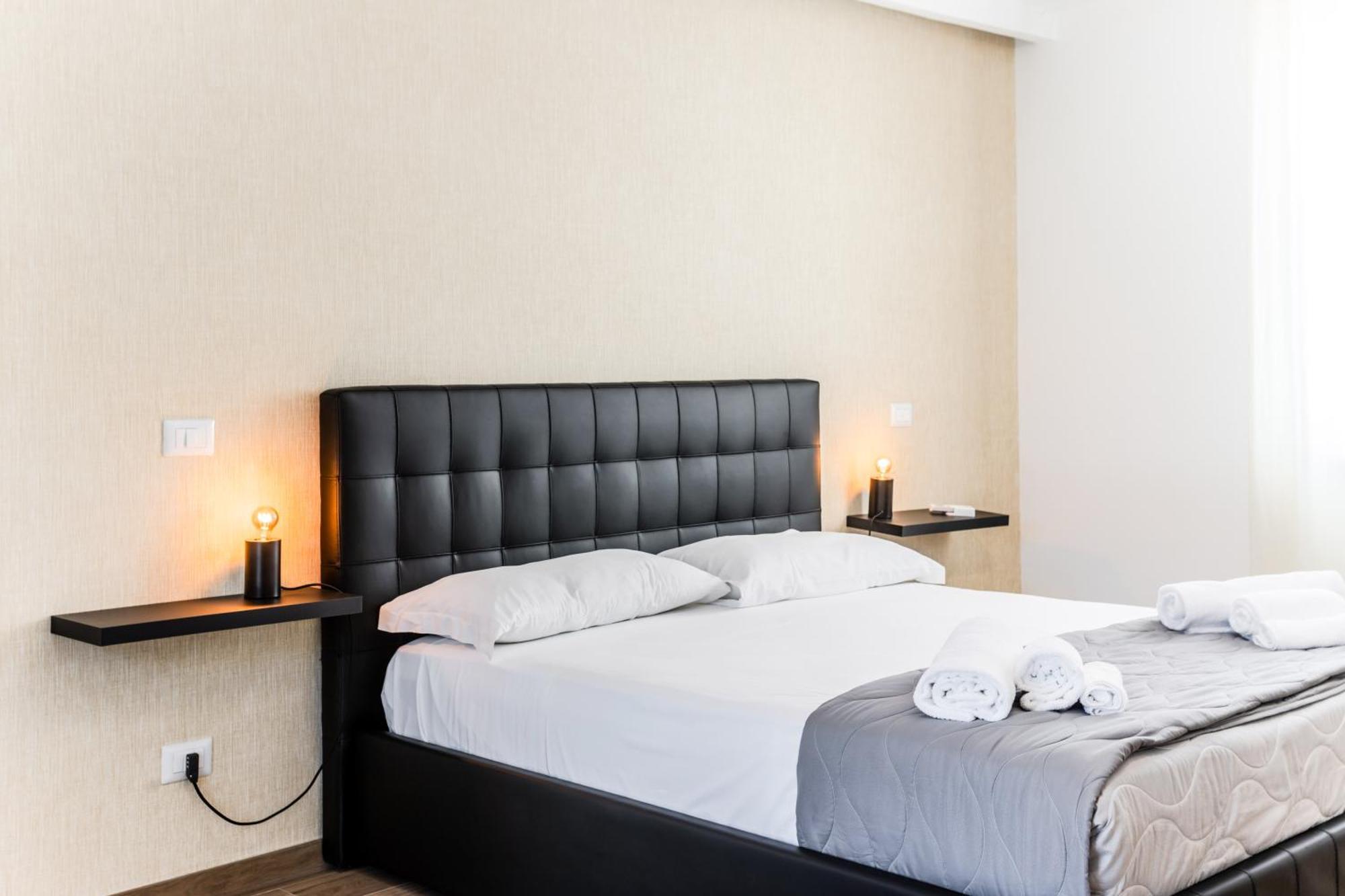 Pietramare Luxury Suites บารี ภายนอก รูปภาพ