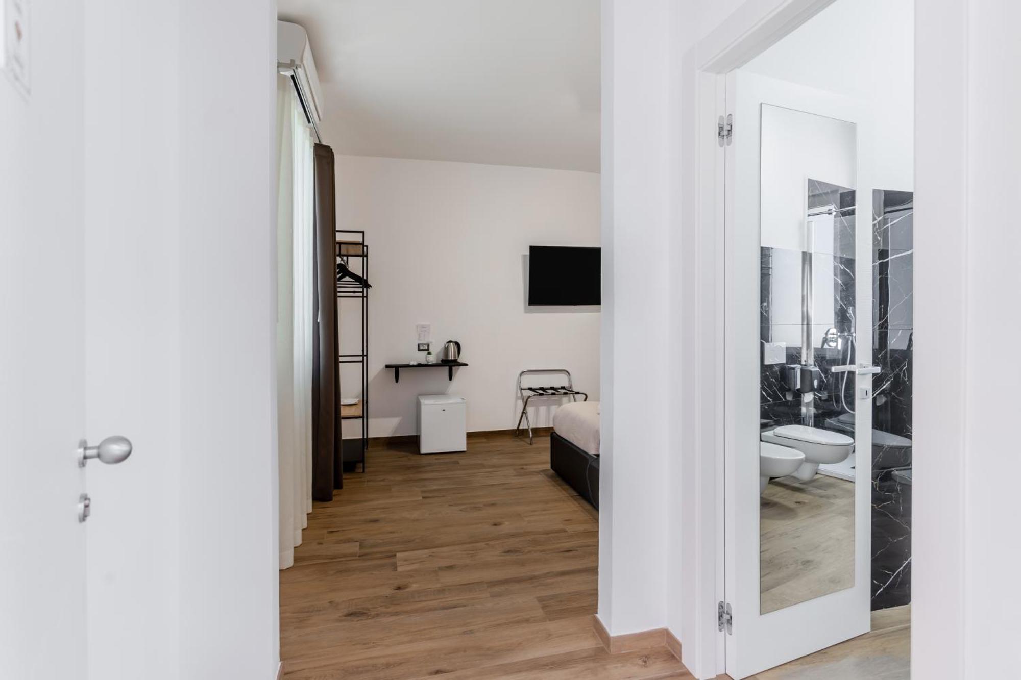 Pietramare Luxury Suites บารี ภายนอก รูปภาพ