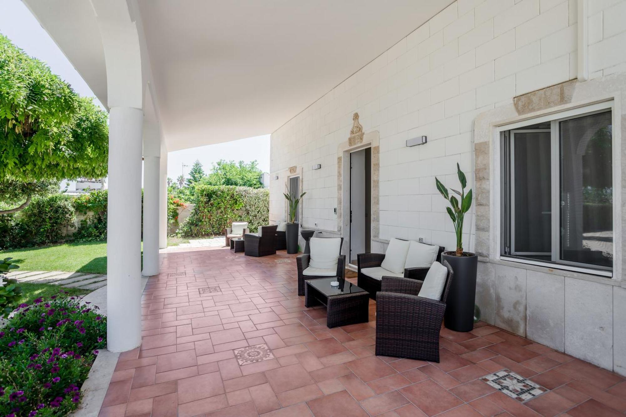 Pietramare Luxury Suites บารี ภายนอก รูปภาพ
