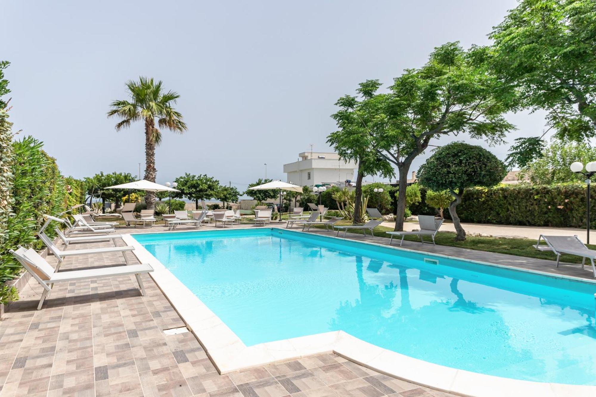 Pietramare Luxury Suites บารี ภายนอก รูปภาพ