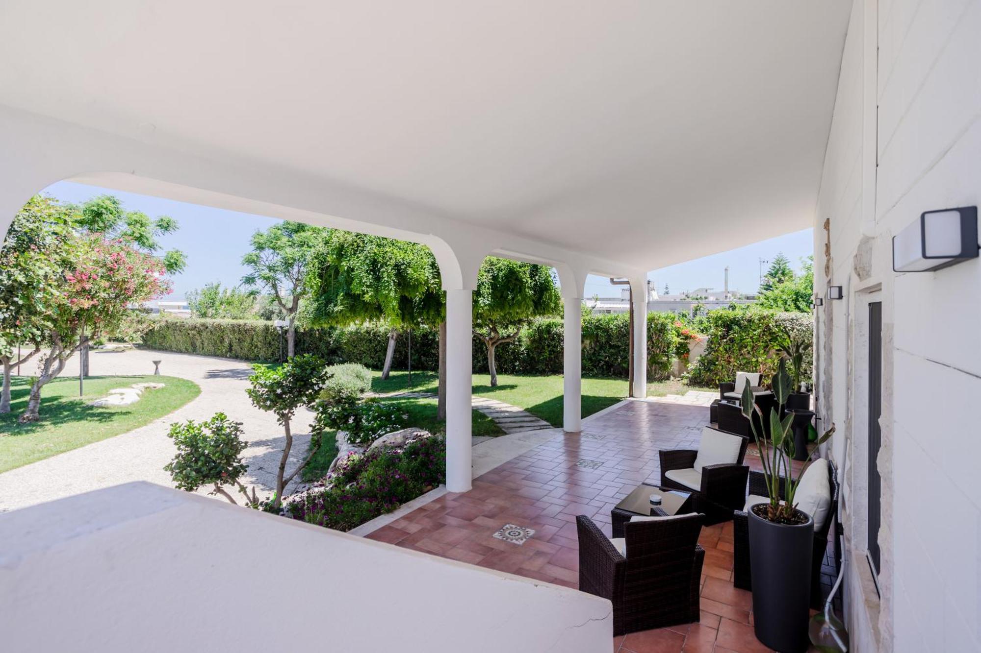 Pietramare Luxury Suites บารี ภายนอก รูปภาพ