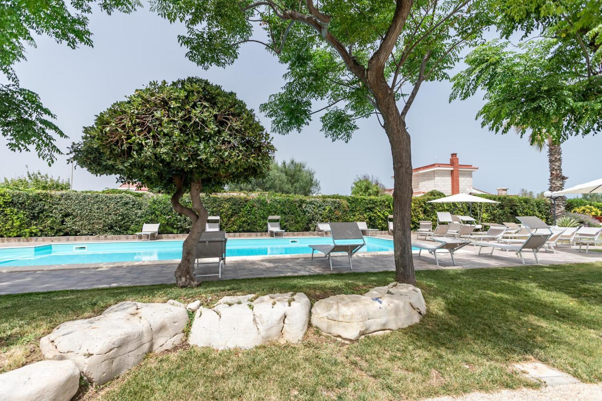 Pietramare Luxury Suites บารี ภายนอก รูปภาพ